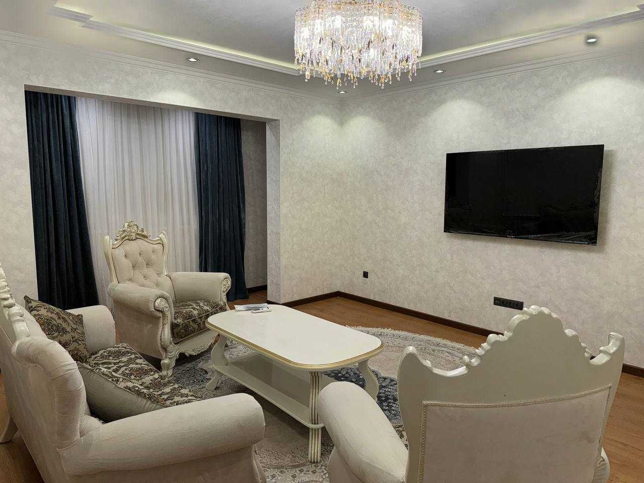 2Х комнатная квартира на Новомосковской