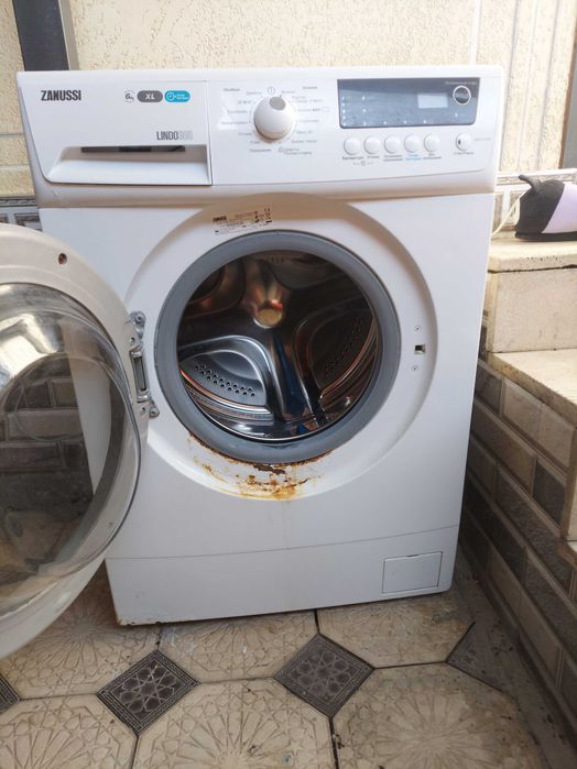 Стиральная машина Zanussi lindo 300