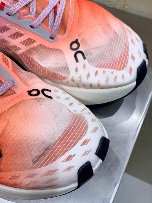 Нови мъжки маратонки On Cloudboom Strike