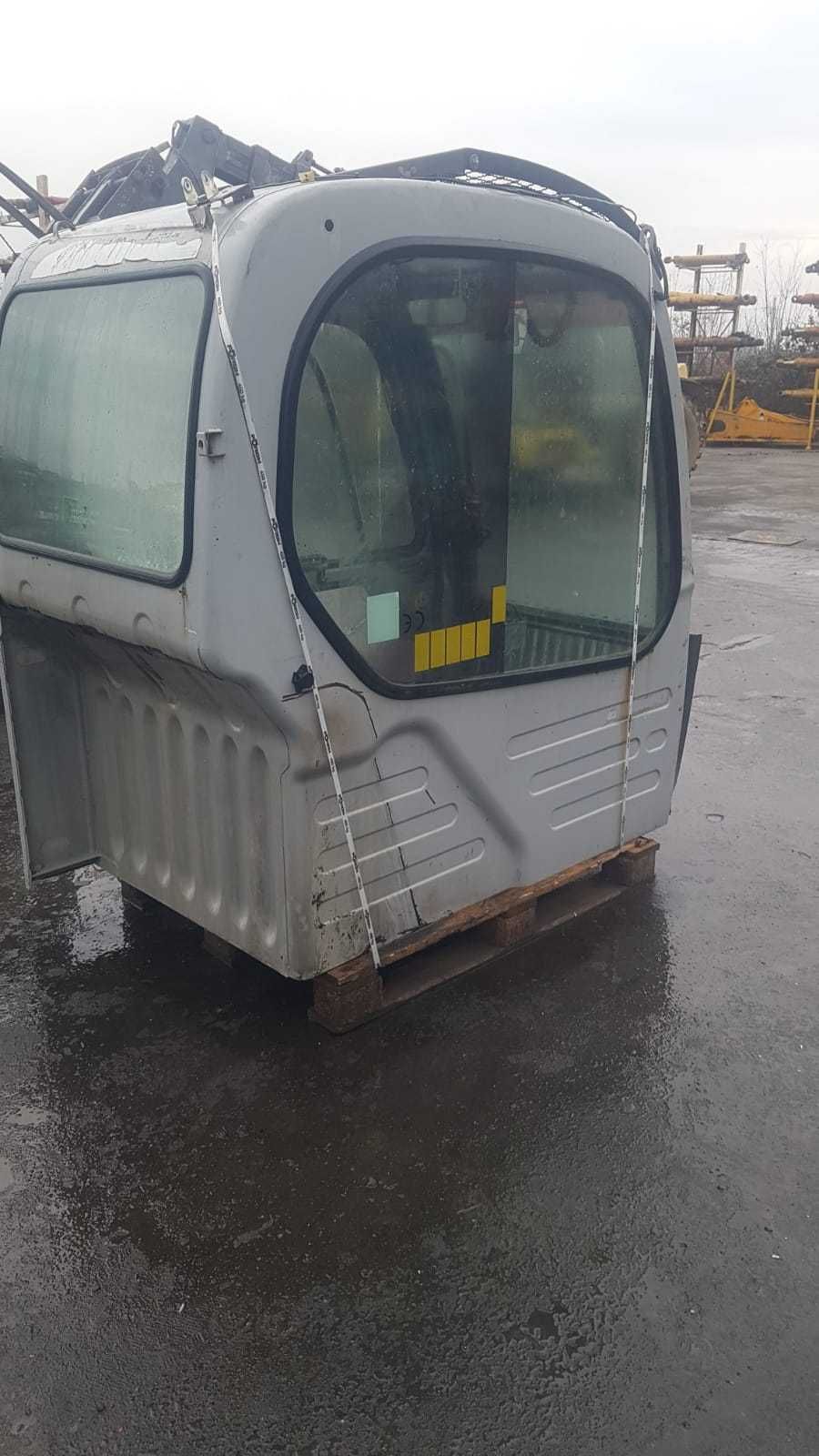 Cabina excavator New Holland E200 , E215 , E235