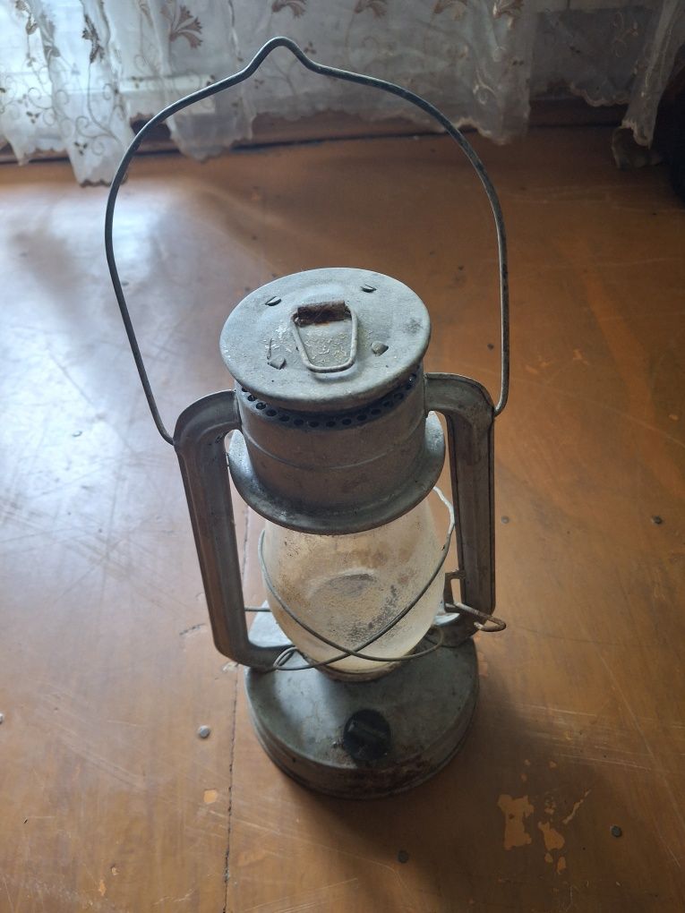 Продам лампу 4500
