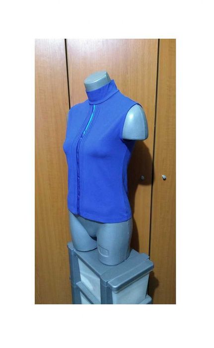 Maleta/ Bluza M&S albastra pe gat fara maneci, M