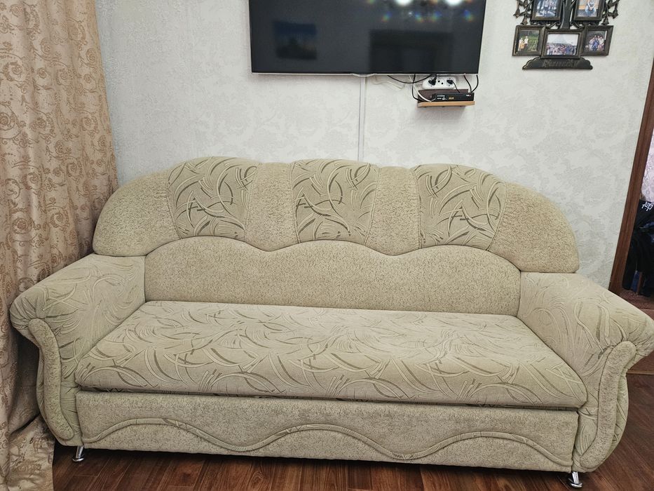 Продам уголок отдыха тройка