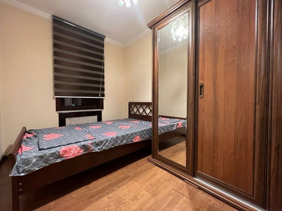 Квартира вторичка Новамосковская 3 комнатная