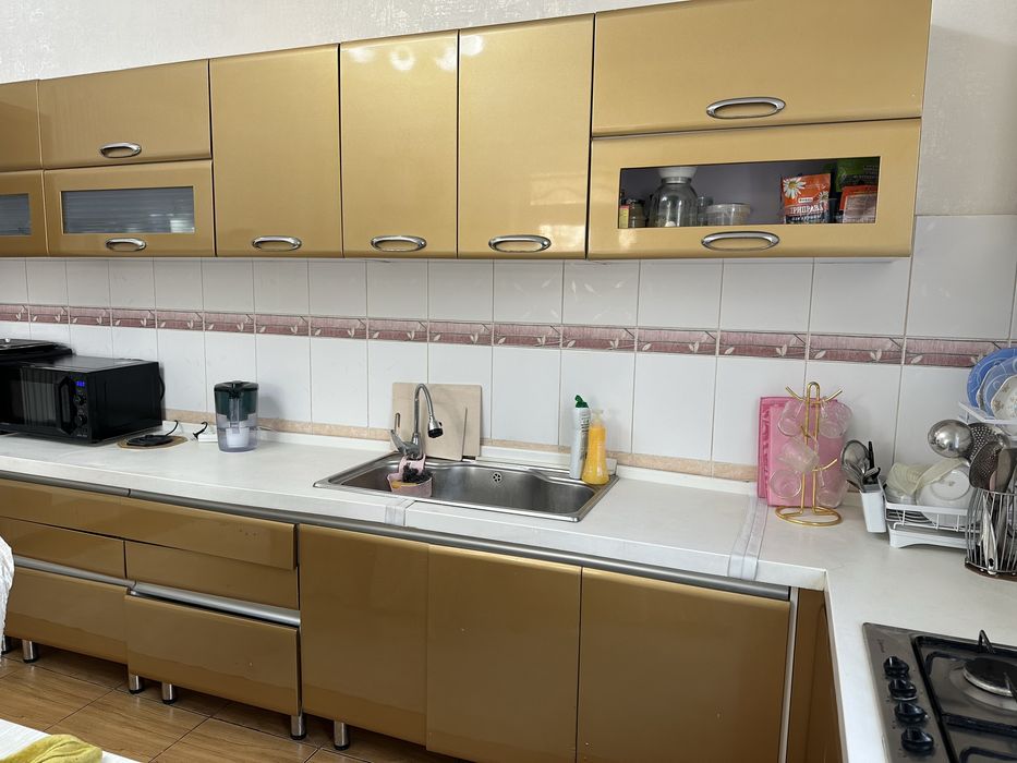 Продам кухонный гарнитур