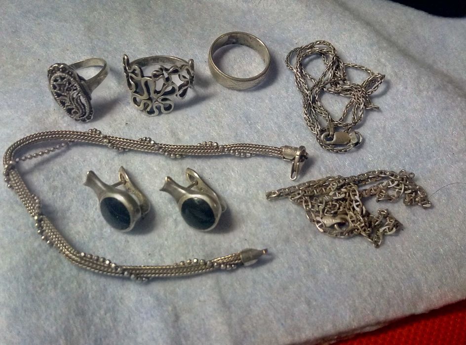 Английски СРЕБЪРНИ ОБЕЦИ Сребро 925 с Черен Оникс и Други СРЕБРА