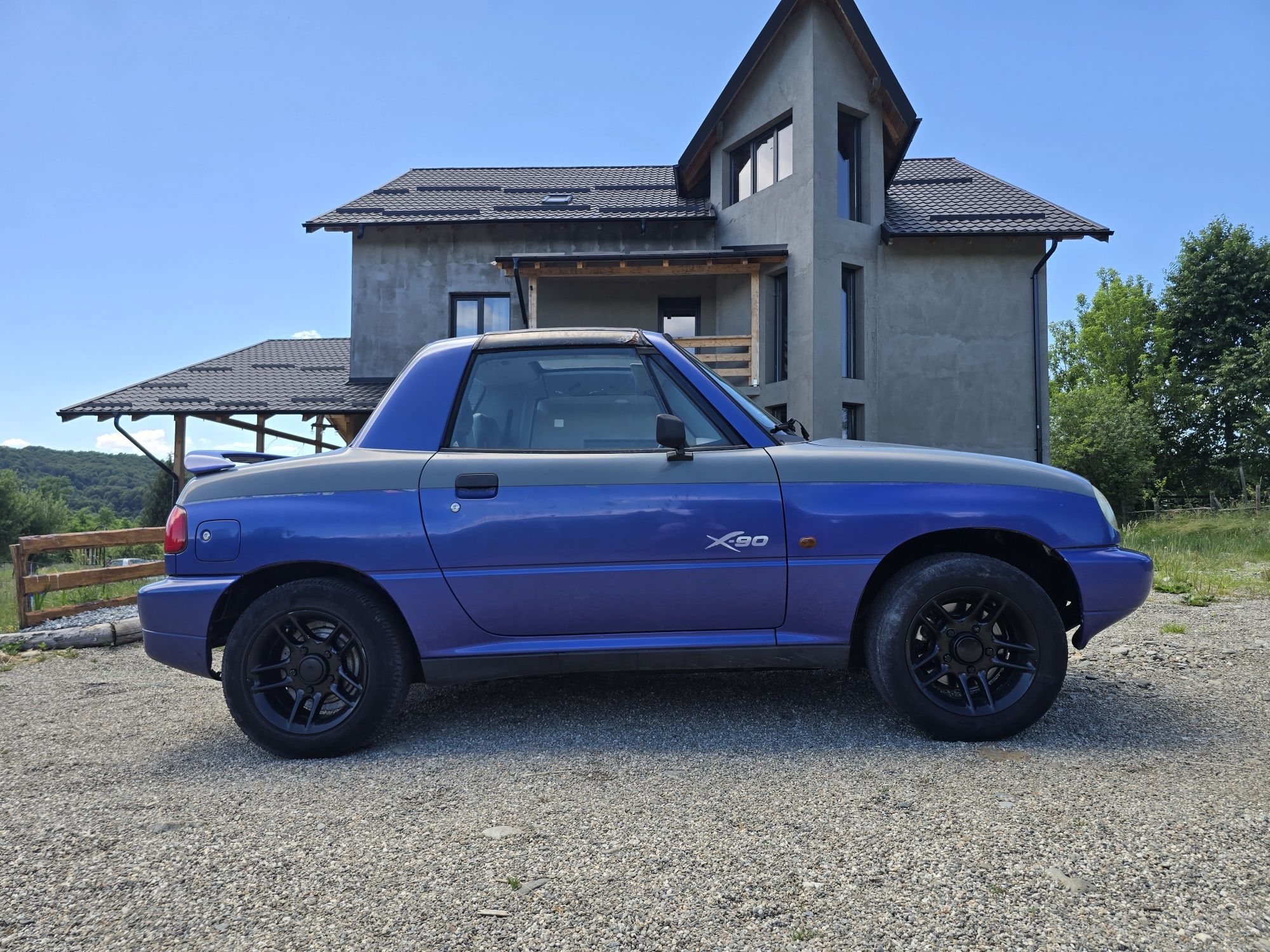 Suzuki Vitara X90