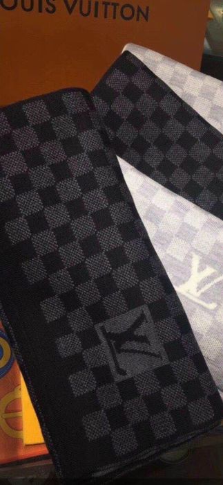 Fular bărbați Louis Vuitton model 2025-2026