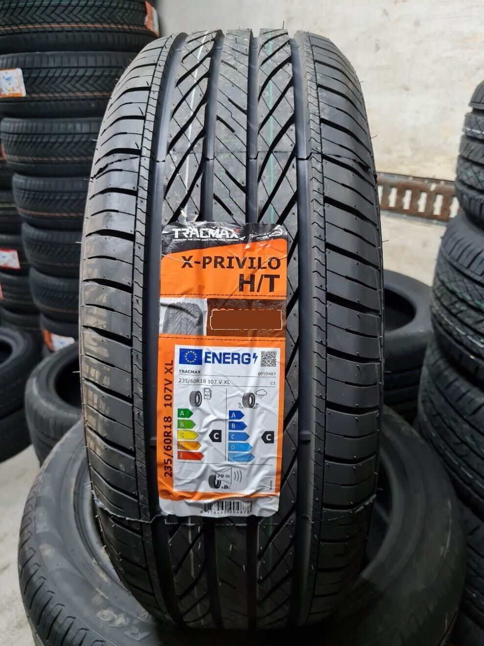 Нови летни гуми TRACMAX HT SUV 235/65 R17 108H XL  за джип!