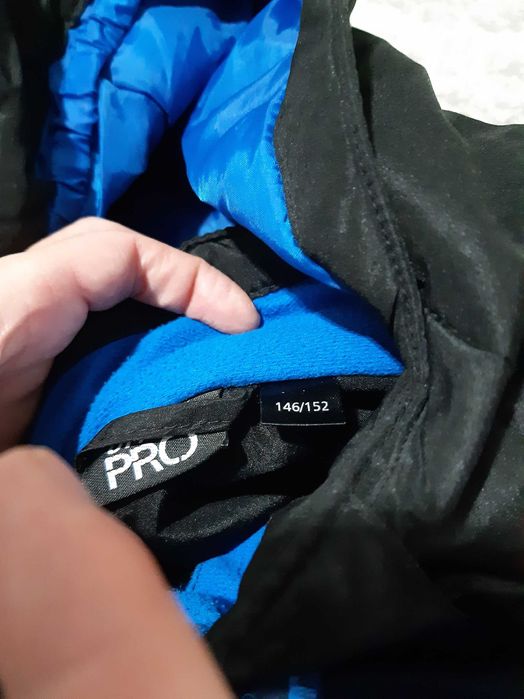 Geaca si pantaloni de zapada copii