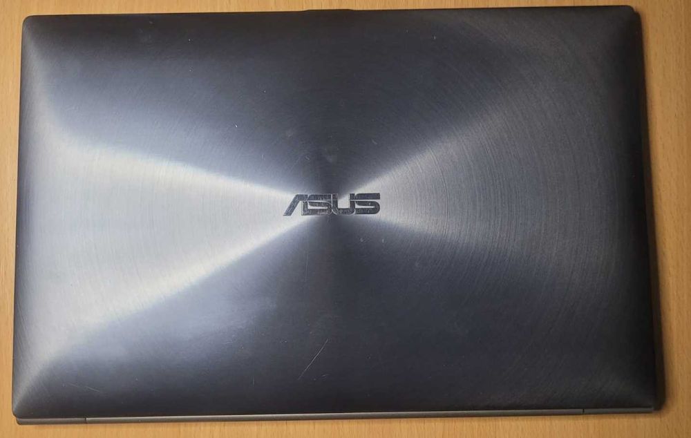 IEFTIN - ultrabook ASUS UX21A (i5 gen.3, 4 GB, 128 GB SSD)