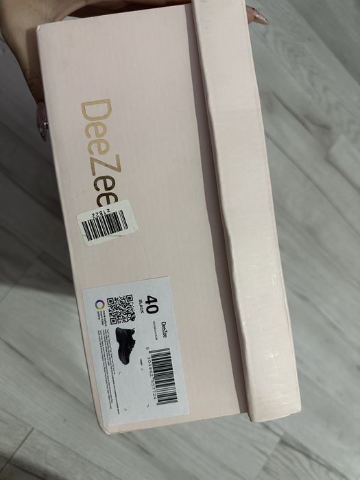 Маратонки DeeZee 40 номер