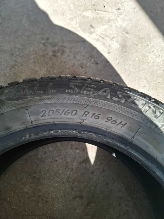 2 Всесезонни гуми Корморан 205/60/16 ДОТ24 8мм (безплатно поставяне)