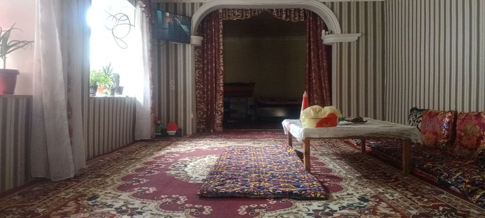 Ховли сотилмокда.