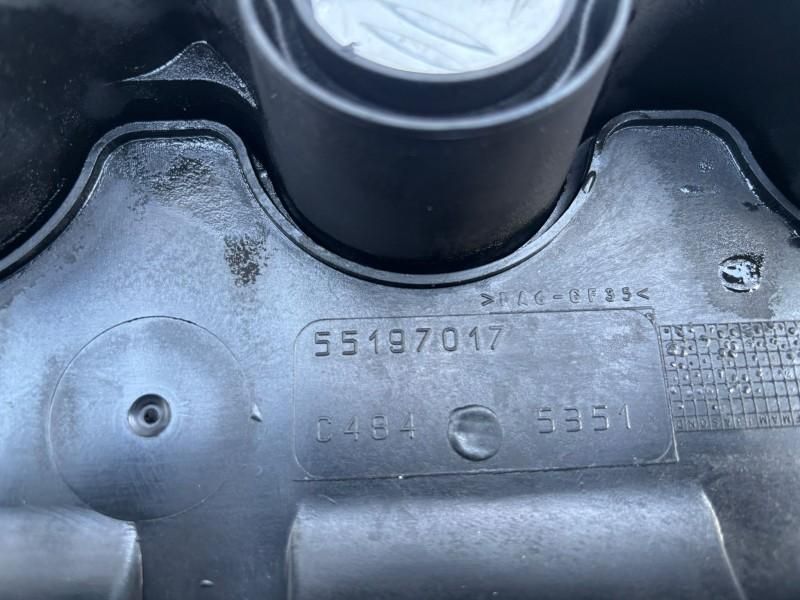 Capac culbutori chiuloasa Alfa Romeo 147 937 1.9 cdti Z19DT; Z19DTL