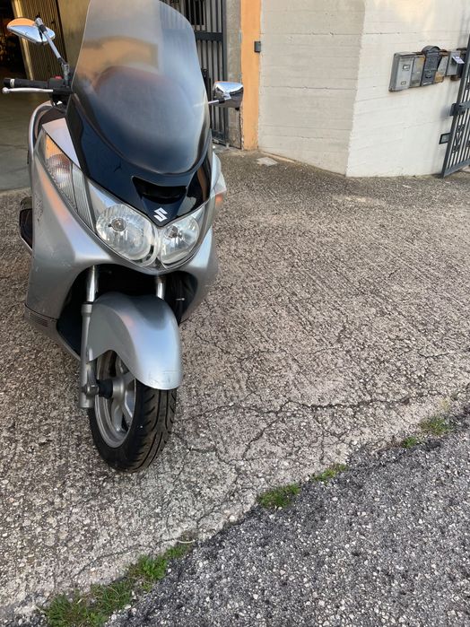 Motor burgman 400