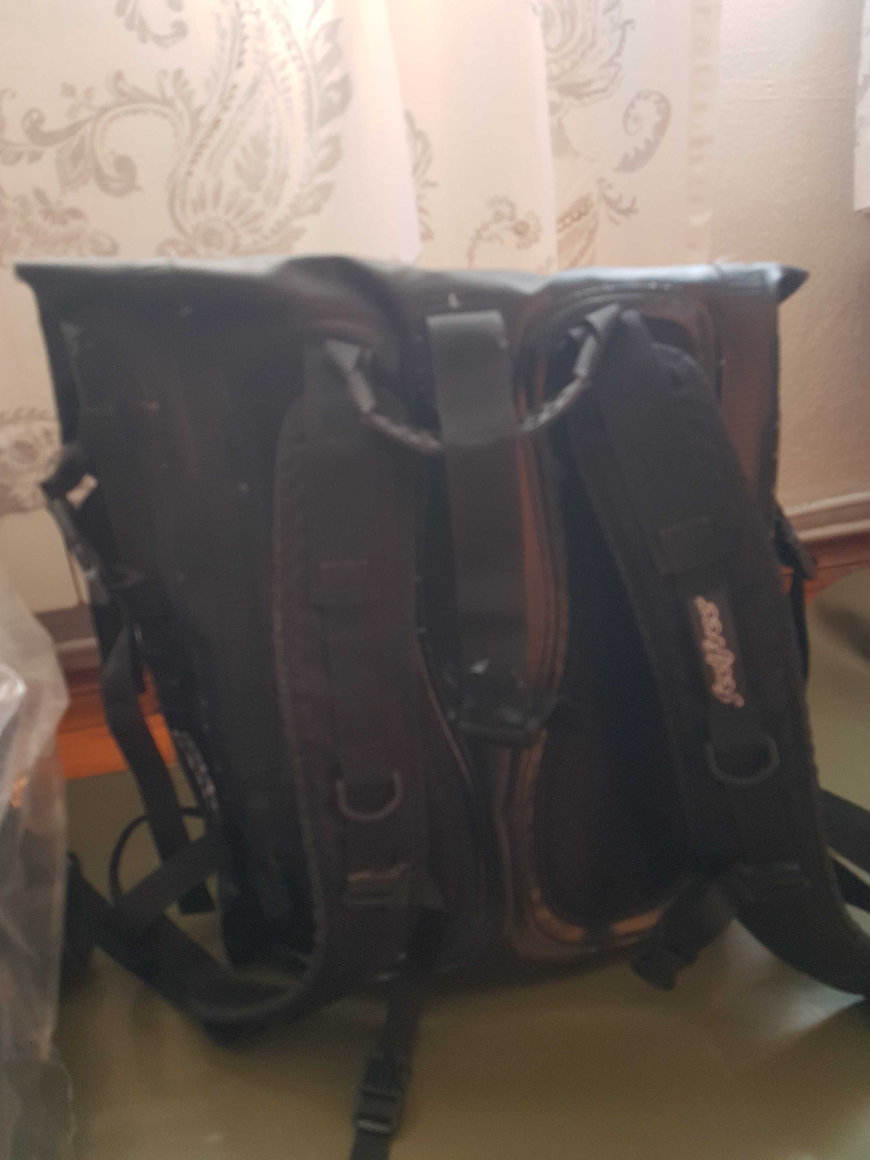 Непромокаемa чанта раница FeelFree Roadster 25L