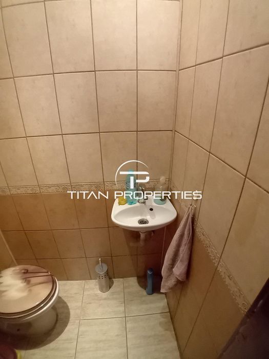 Дава се под наем Тристаен апартамент в Пловдив, Младежки Хълм - 98 кв.м за 495 € - Снимка #10