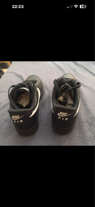 Adidasi nike air force 1