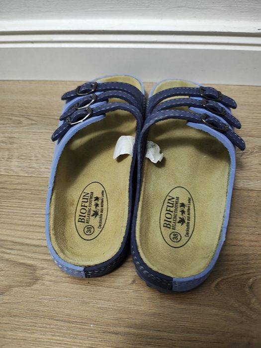 Slapi dama din piele