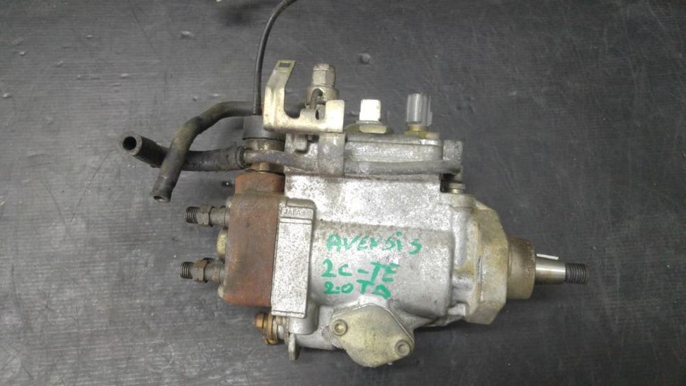 Pompa injectie toyota avensis 2.0 td 22100-6e140