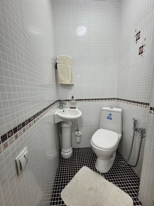 Ц-1 Продается 3 комнатная квартира ремонт Эко Парк Чайкоф