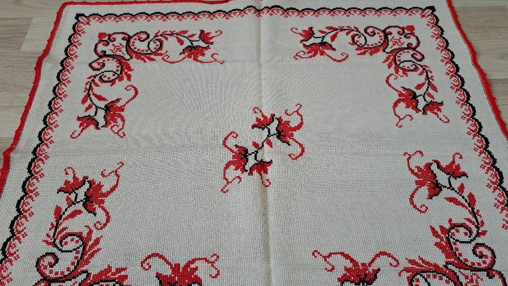 Fata de masa Decorațiune