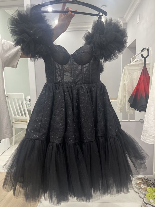 Продам новое вечернее платье