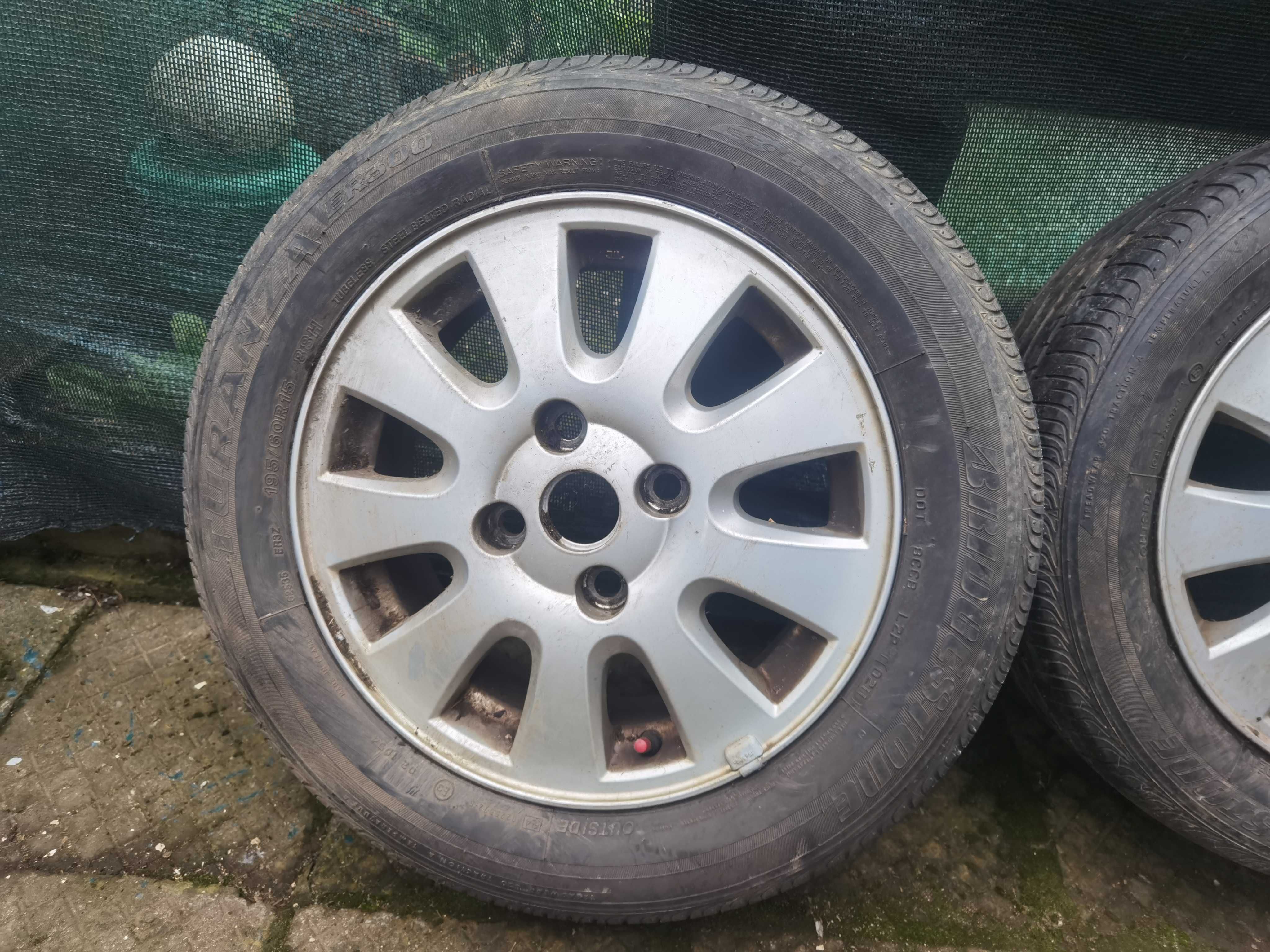 Летни гуми с джанти Mitsubishi E15x6J. 46 Dot и гуми Bridgestone