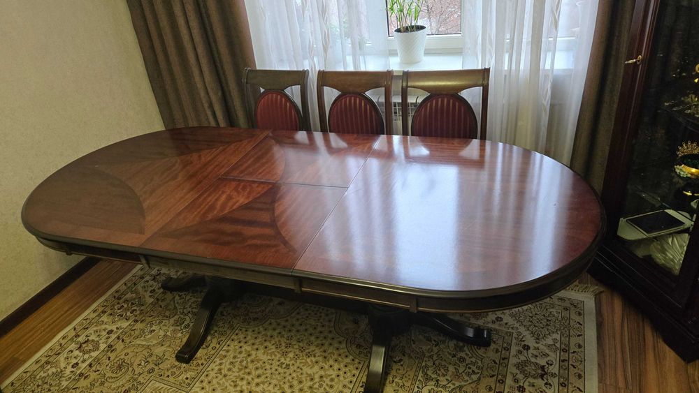 Стол раздвижной из дерева