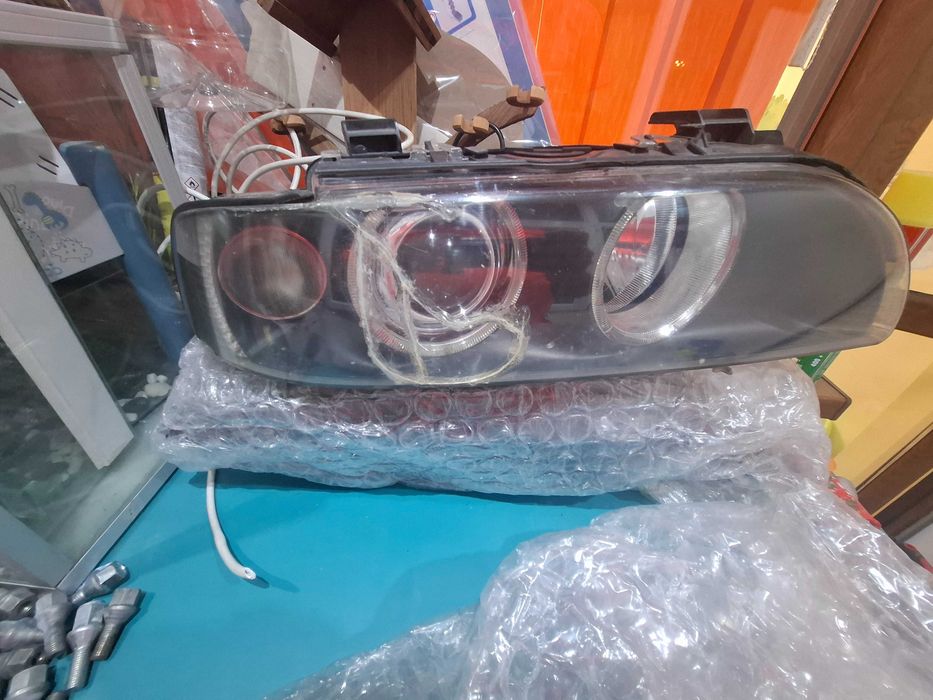 Продавам Фарове Хела за части БМВ Е39 фейс