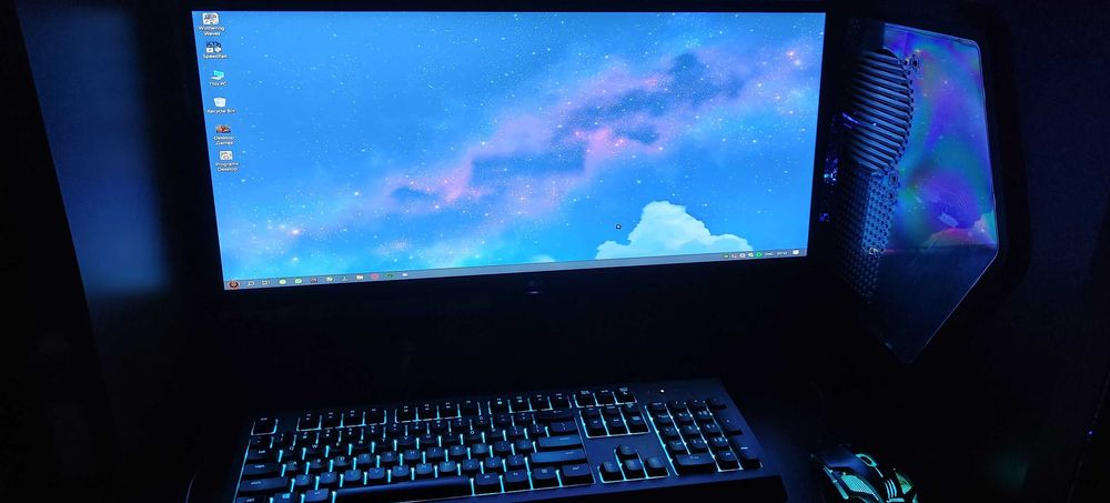 Unitate PC Gaming + Periferice gratis(Mouse+tastatura)