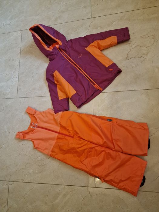 Vând costum sky 91-104 cm 3-4 ani