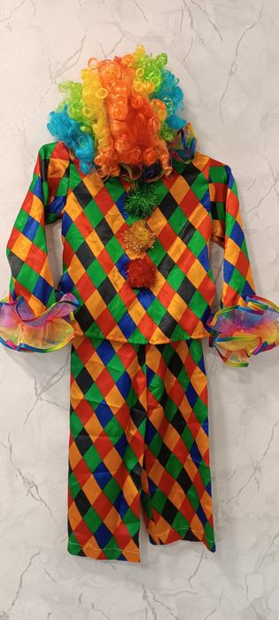 Продам карнавальный костюм