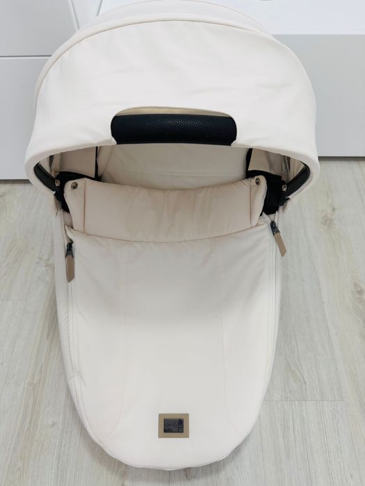 Landou Cybex Priam Off White