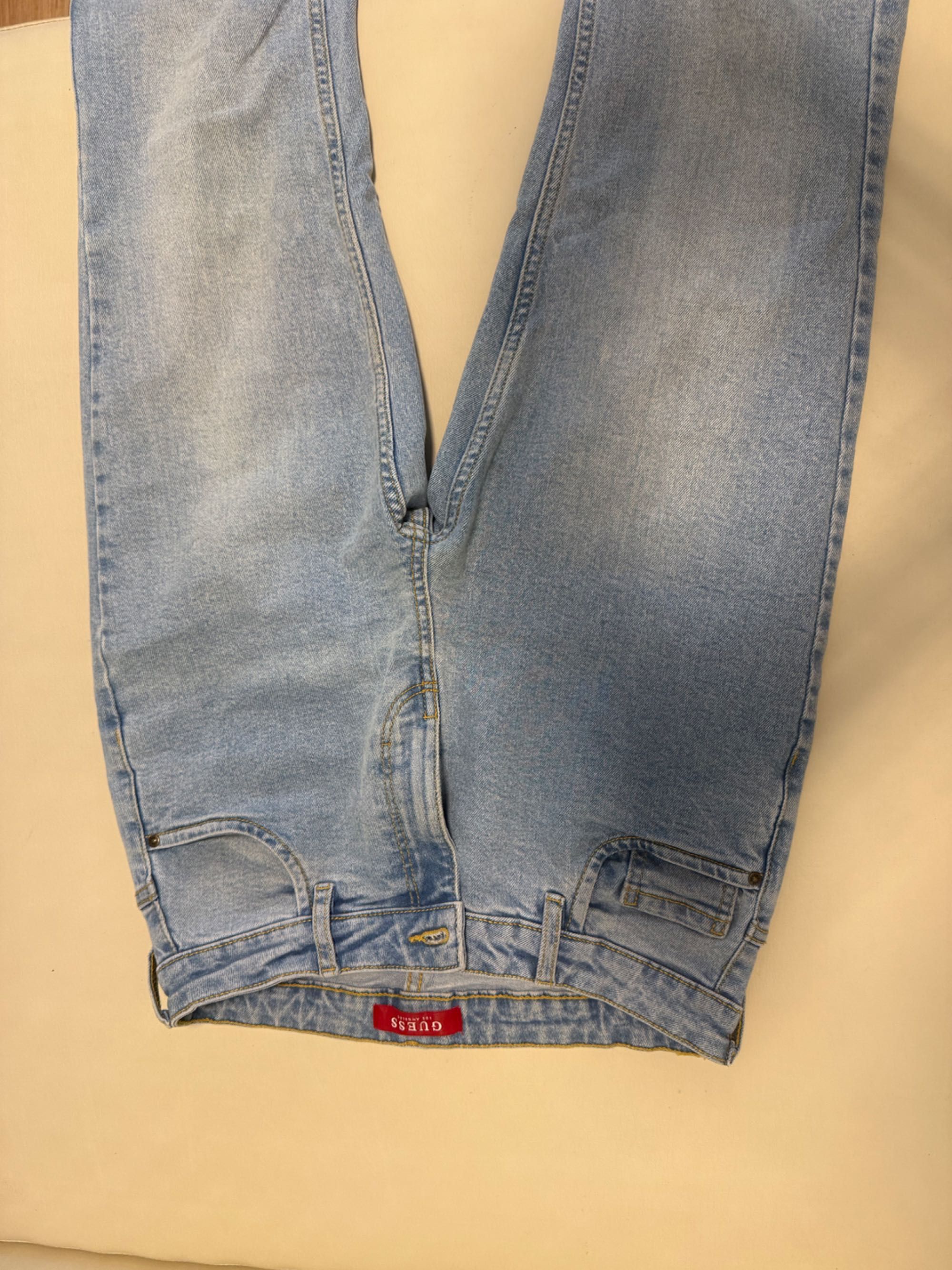 Оригинални дънки Guess