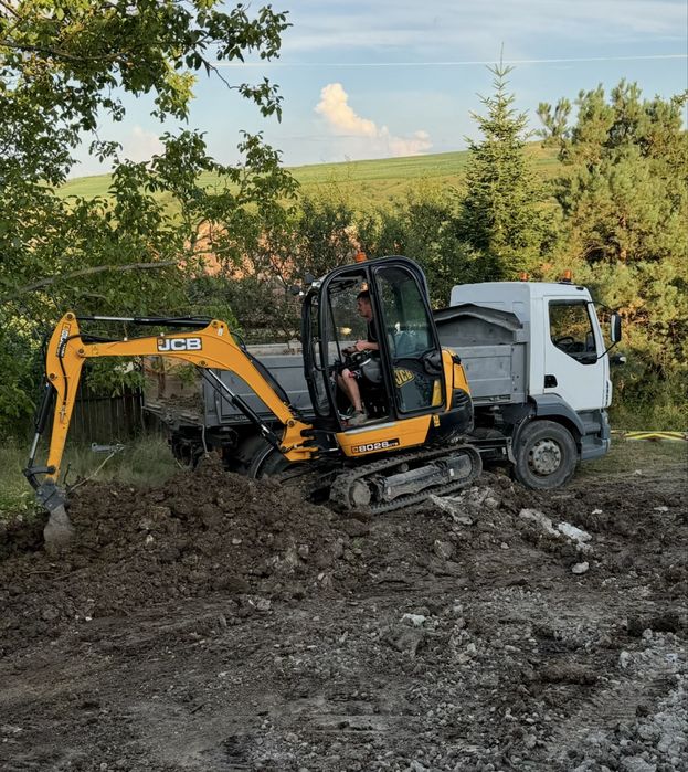 Inchiriez excavator 3/16 tone + basculanta