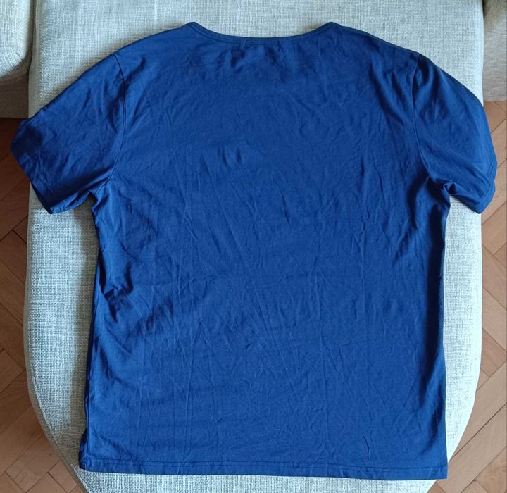 Тениска BURBERRY LONDON. Размер 3XL по етикет, но е между M и L.
