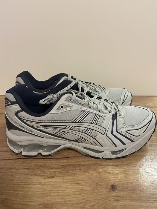 Маратонки Asics Gel Kayano 14 номер 42,5