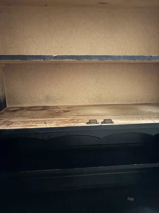 Бюфет дървен масив