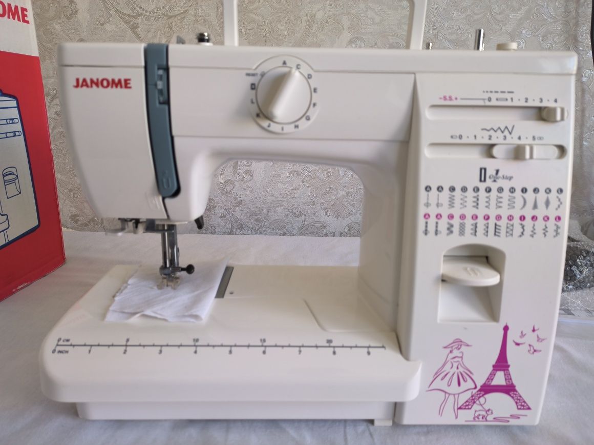 Швейная машинка JANOME Q-23P