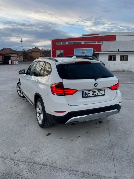 BMW X1 Facelift 2015 X-Drive ( 4x4 )