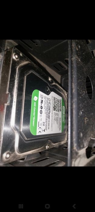 Pc . Vând și pe piese dacă este nevoie.