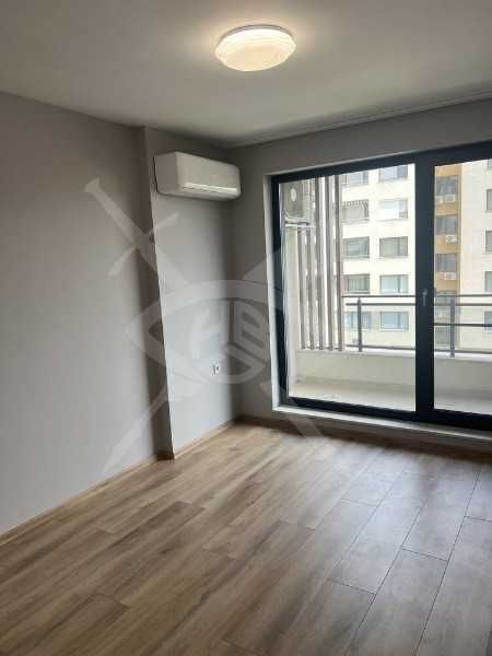 Продава се Тристаен апартамент в Пловдив, Христо Смирненски - 140 кв.м за 2500 €/кв.м - Снимка #5