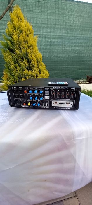 Amplificator cu Bluetooth și egalizator