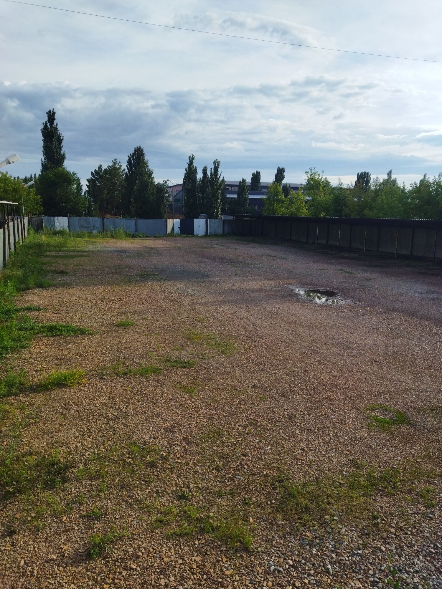 Сдам в аренду автостоянку,мкр.5,автомойка 5 Элемент Автовокзал