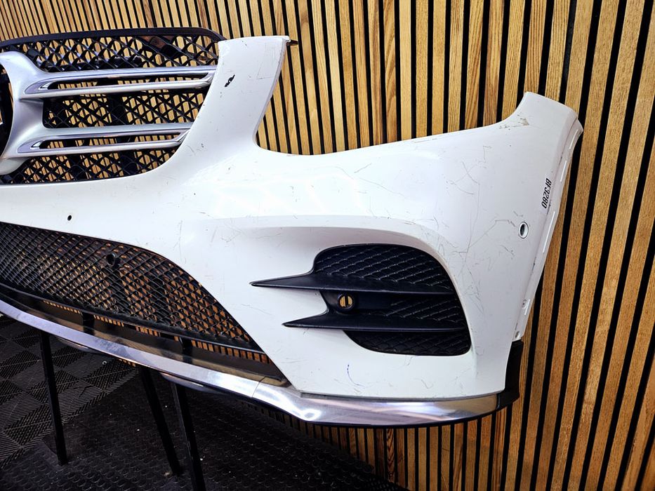 Mercedes GLC 2016/2019 W253 C253 AMG Bara fata BF3280