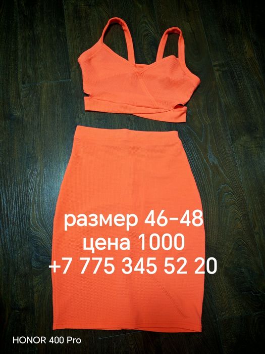 Много женской и подростковой одежды