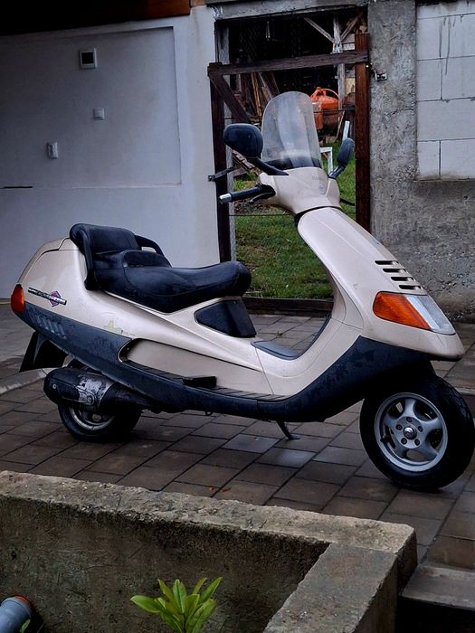 Piaggio hexagon lx 125 2t (acte) + Piaggio hexagon 125 2t (fara acte)