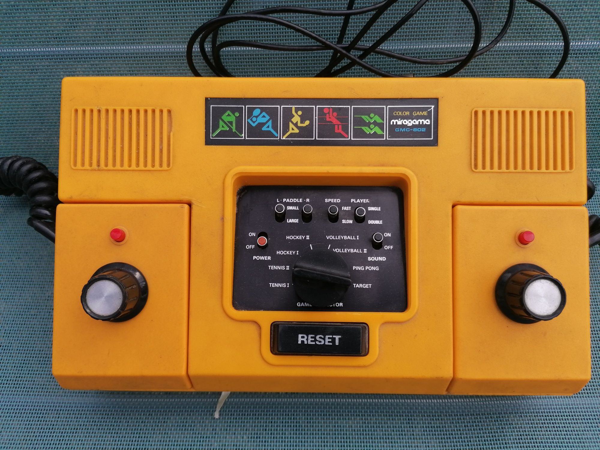 Consola vintage Pong Game Miragama Functionala model GMC-802